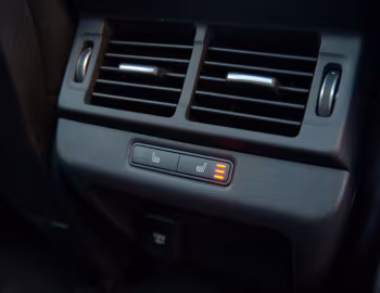 Interior Range Rover Evoque D180 SE R-Dynamic [South Africa] (L551) '2019–pr.