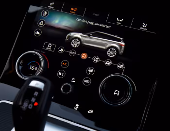 Interior Range Rover Evoque D180 SE R-Dynamic [South Africa] (L551) '2019–pr.
