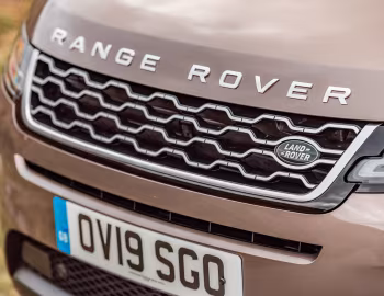 Range Rover Evoque D240 HSE [UK-spec] (L551) '2019–pr.