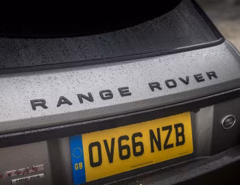 Range Rover Evoque HSE Dynamic [UK-spec] '2015–19