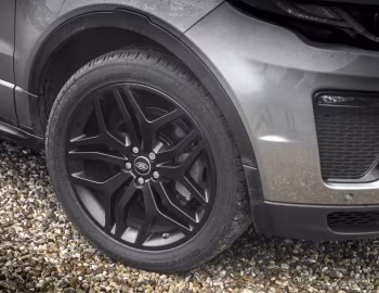 Range Rover Evoque HSE Dynamic [UK-spec] '2015–19