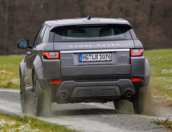 Range Rover Evoque HSE Sd4 [Worldwide] '2017–19
