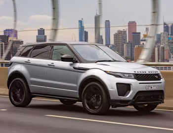 Range Rover Evoque HSE Si4 Dynamic Black Design Pack [Australia] '2018–19
