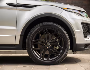 Range Rover Evoque HSE Si4 Dynamic Black Design Pack [Australia] '2018–19