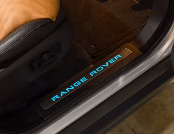 Interior Range Rover Evoque HSE Si4 Dynamic Black Design Pack [Australia] '2018–19