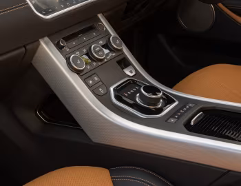 Interior Range Rover Evoque HSE Si4 Dynamic Black Design Pack [Australia] '2018–19