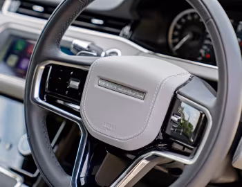 Interior Range Rover Evoque P200 R-Dynamic S [Australia] (L551) '2021–pr.