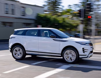 Range Rover Evoque P200 R-Dynamic S [Australia] (L551) '2021–pr.