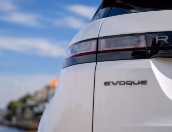 Range Rover Evoque P200 R-Dynamic S [Australia] (L551) '2021–pr.