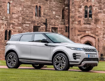 Range Rover Evoque P300 HSE R-Dynamic Black Pack [UK-spec] (L551) '2019–pr.
