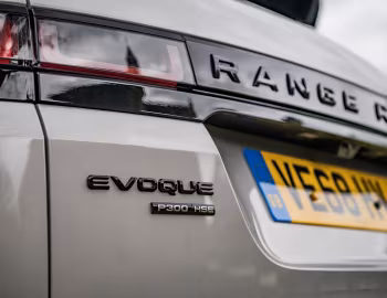 Range Rover Evoque P300 HSE R-Dynamic Black Pack [UK-spec] (L551) '2019–pr.