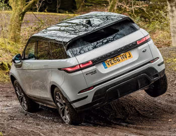 Range Rover Evoque P300 HSE R-Dynamic Black Pack [UK-spec] (L551) '2019–pr.