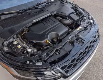 Sous la capuche 2020–pr. Range Rover Evoque P300 HSE R-Dynamic Black Pack [North America] (L551) '2019–pr.