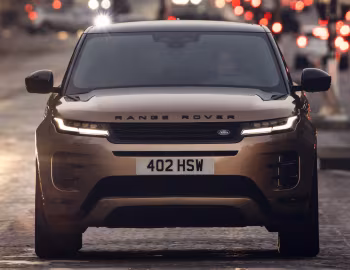 Range Rover Evoque P300e Autobiography Black Pack [Worldwide] (L551) '2023–pr.