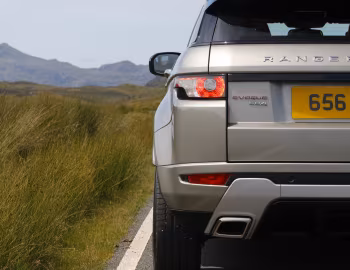 Range Rover Evoque SD4 Dynamic [UK-spec] '2011–15