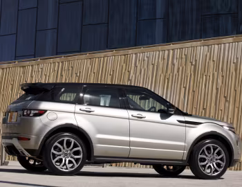 Range Rover Evoque SD4 Dynamic [UK-spec] '2011–15