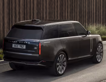 2023–pr. Range Rover SE P400 LWB [North America] (L460) '2022–pr.