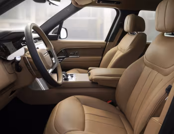 Interior 2023–pr. Range Rover SE P400 LWB [North America] (L460) '2022–pr.