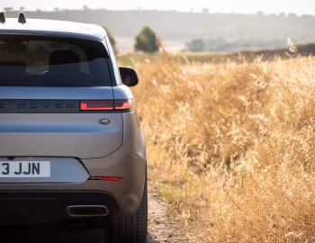 Range Rover Sport Dynamic SE P400 [Worldwide] '2022–pr.