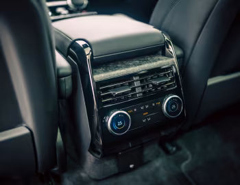 Interior Range Rover Sport P400 [Japan] (L461) '2023–pr.