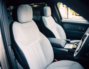 Interior Range Rover Sport SE D300 [Japan] (L461) '2023–pr.