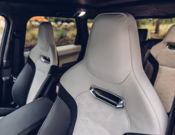 Interior Range Rover Sport SVR "Carbon Edition" [Australia] (L494) '2021–22