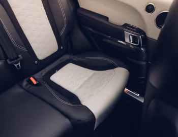 Interior Range Rover Sport SVR "Carbon Edition" [Australia] (L494) '2021–22