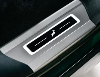 Interior Range Rover Sport SVR "Springboks" by SVO (L494) '2019