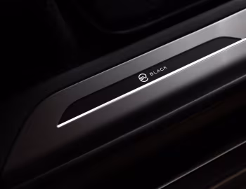 Range Rover SV "Black" [Worldwide] (L460) '2025–pr.