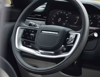 Painel frontal 2025 Range Rover SV "Carmel Edition" [North America] '2024