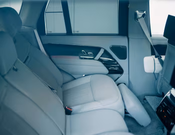 Interior Range Rover SV P510e [Japan] (L460) '2023–pr.
