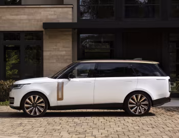 2023–pr. Range Rover SV Serenity P530 LWB [North America] (L460) '2022–pr.