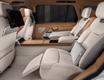 Interior 2023–pr. Range Rover SV Serenity P530 LWB [North America] (L460) '2022–pr.