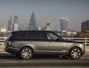 Range Rover SVAutobiography LWB [UK-spec] (L405) '2015–17