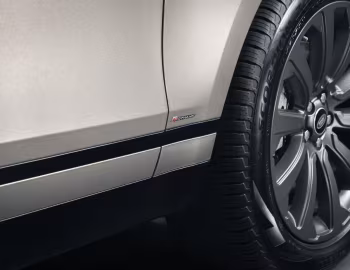 Range Rover Velar D200 R-Dynamic [Australia] '2021–pr.