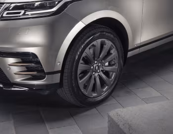 Range Rover Velar D200 R-Dynamic [Australia] '2021–pr.