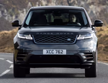 Range Rover Velar R-Dynamic D300 SE [Worldwide] '2021–pr.