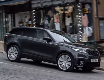 Range Rover Velar R-Dynamic D300 SE [Worldwide] '2021–pr.