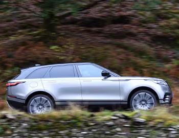 Range Rover Velar R-Dynamic P380 HSE [UK-spec] '2017–pr.