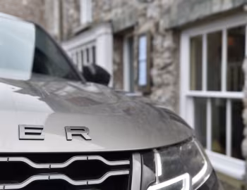 Range Rover Velar R-Dynamic P380 HSE [UK-spec] '2017–pr.