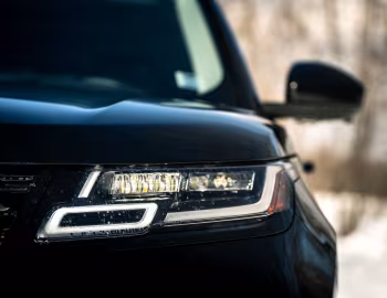 2018–pr. Range Rover Velar R-Dynamic P380 HSE [North America] '2017–pr.