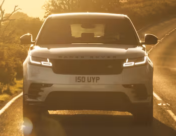 Range Rover Velar R-Dynamic P400e [Worldwide] '2020–pr.