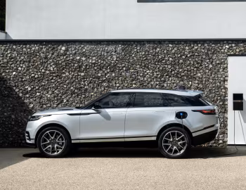Range Rover Velar R-Dynamic P400e [Worldwide] '2020–pr.