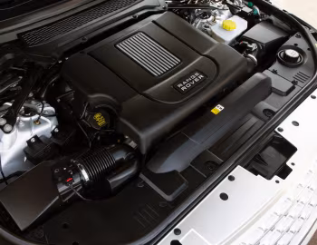 Sob o capô Range Rover Vogue [UK-spec] (L405) '2012–17