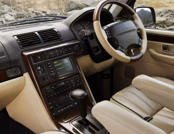 Painel frontal Range Rover Vogue [UK-spec] (P38A) '2001–02
