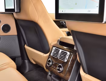 Interior Range Rover P400e Vogue SE [South Africa] (L405) '2019–22