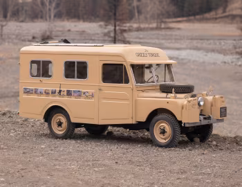 1957 Land Rover 107 by Pitcher "Grizzly Torque" [LHD] (1347-00908) '05.1957