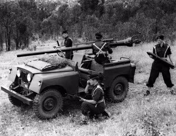 Land Rover 88 Gunbuggy with 106 mm RCL [Australia] (Census 6005B) '12.1958–12.1959