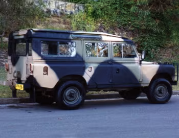 Land Rover 109 10-seater Station Wagon Truck [Australia] (Census 6023) '02–06.1971