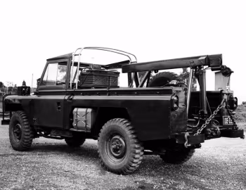 Land Rover 109 Wrecker Truck by RAEME [Australia] (Census 6287D) '1960